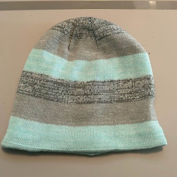 Field & Stream Aqua and Gray beanie. OS size fits Most - Picture 1 of 5